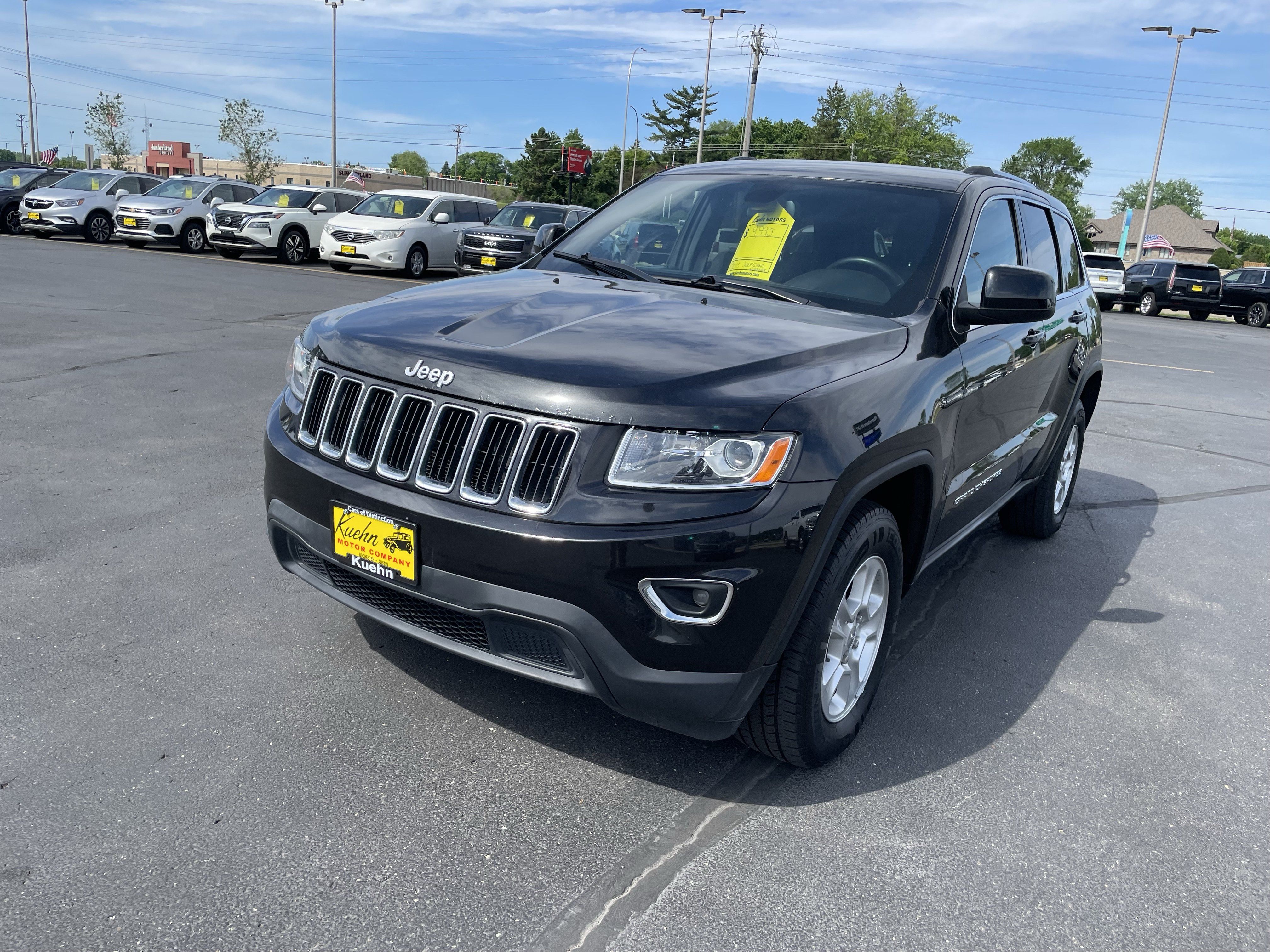 Used 2015 Jeep Grand Cherokee Laredo w/ Quick Order Package 23E AWD/4WD image 4