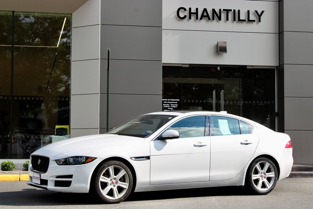 Used 2017 Jaguar XE Prestige AWD/4WD image 1