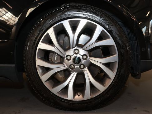 Used 2019 Land Rover Range Rover HSE image 26