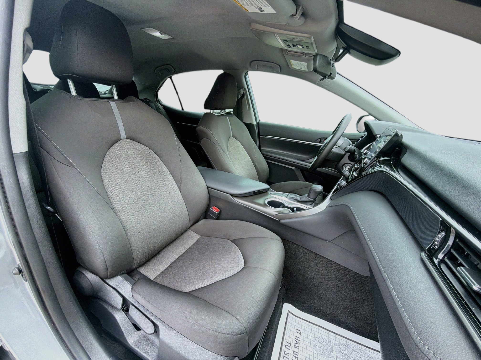 Used 2024 Toyota Camry LE FWD image 14