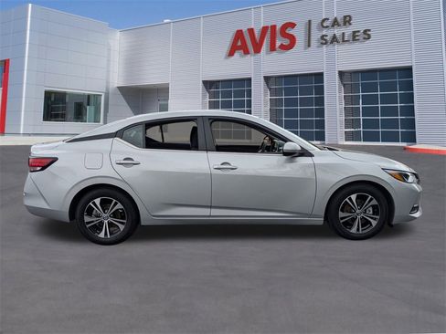 Used 2023 Nissan Sentra SV image 5