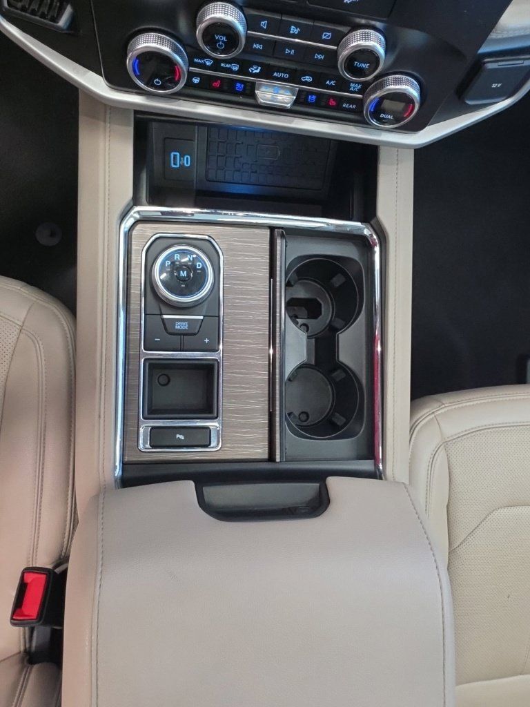 Used 2024 Ford Expedition Limited RWD image 27