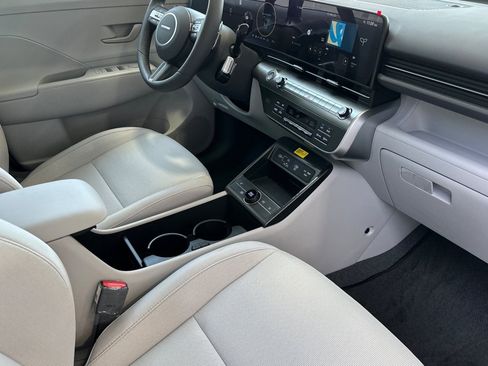 New 2025 Hyundai Kona SEL FWD image 18