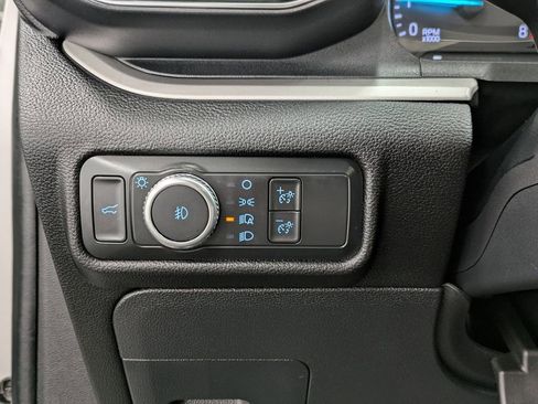 Used 2022 Ford Explorer XLT w/ Equipment Group 202A image 19