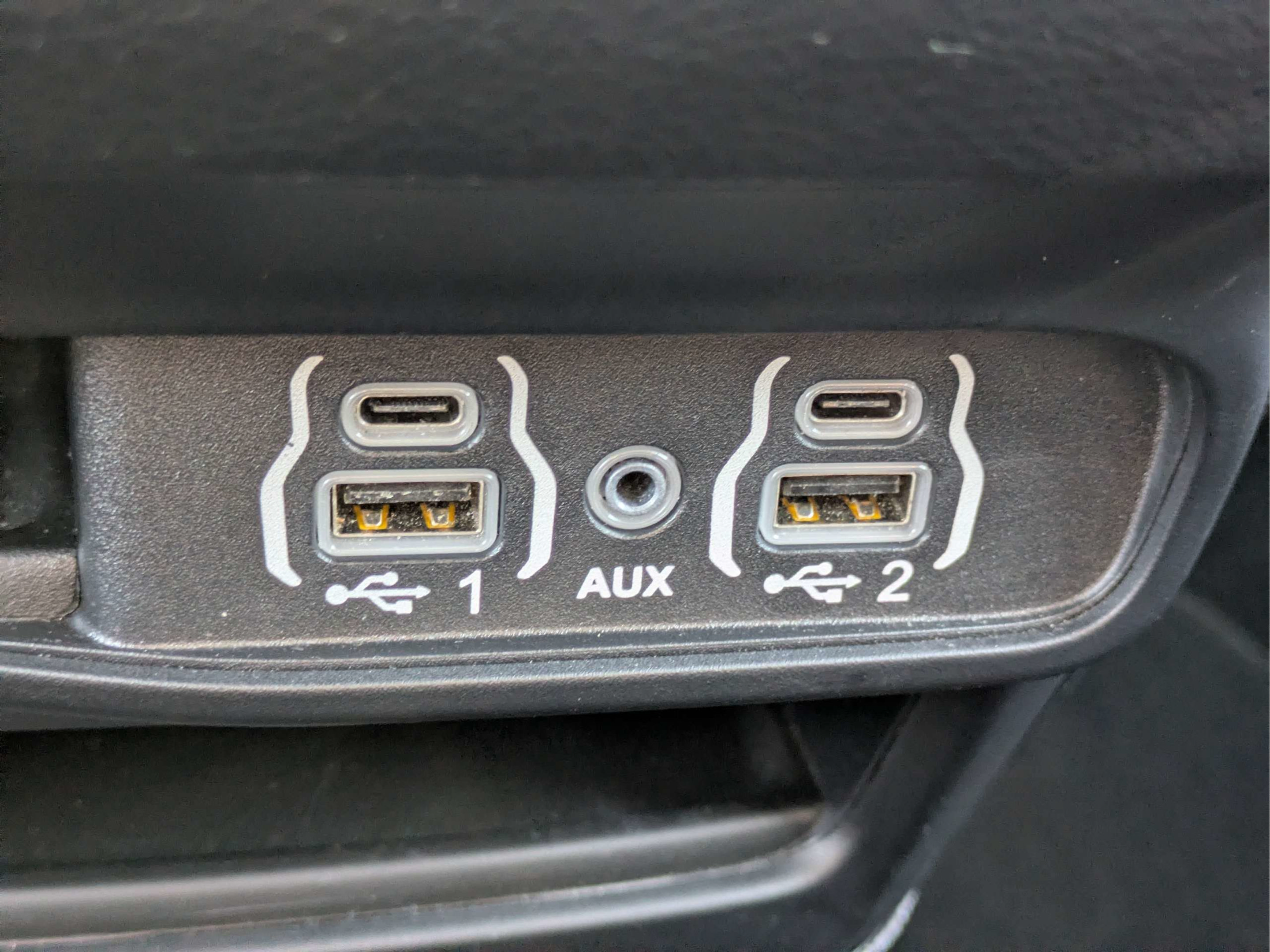 Used 2025 Chrysler Pacifica Select FWD image 19