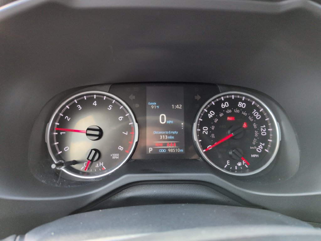 Used 2021 Toyota RAV4 LE AWD/4WD image 15