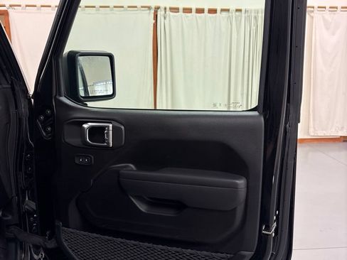 Used 2026 Jeep Wrangler Unlimited Sport AWD/4WD image 28