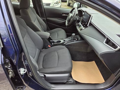 Used 2021 Toyota Corolla LE FWD image 9
