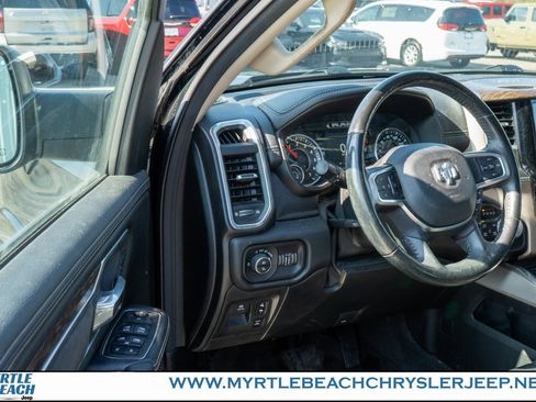 Used 2019 RAM 1500 Laramie image 15