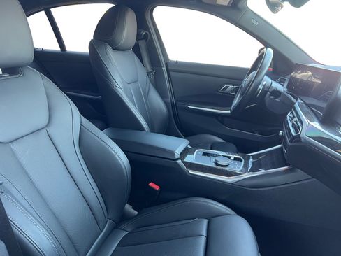 Used 2023 BMW 330i Sedan w/ M Sport Package RWD image 15