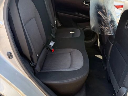 Used 2013 Nissan Rogue SV image 19