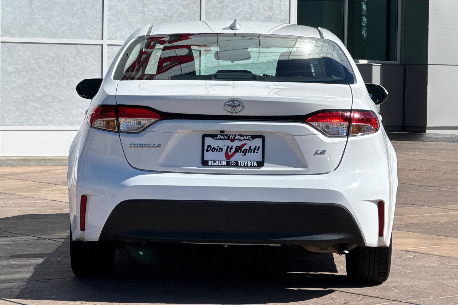 Used 2024 Toyota Corolla LE FWD image 6