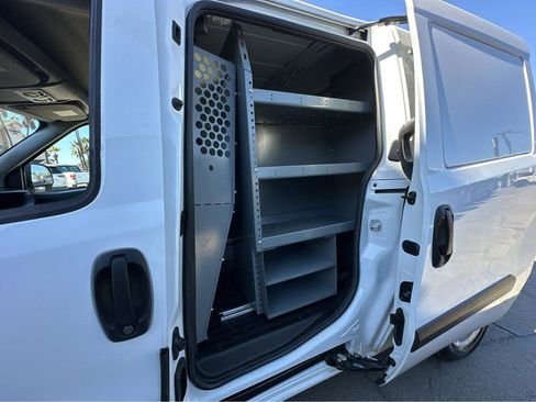 Used 2021 RAM ProMaster City Tradesman SLT image 9