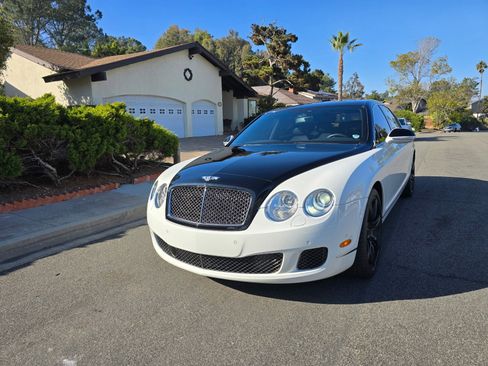Used 2011 Bentley Flying Spur Flying Spur Speed w/ Convenience Specification Pkg image 6