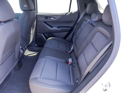 New 2026 Chevrolet Equinox LT w/ Safety and Technology Package FWD image 15