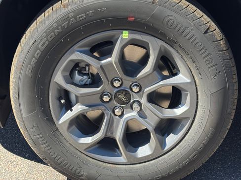 New 2026 Ford Maverick XLT image 25