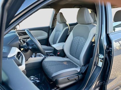 Certified 2025 Subaru Forester AWD/4WD image 19