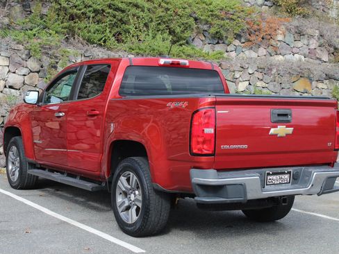 Used 2015 Chevrolet Colorado LT w/ Luxury Package image 7