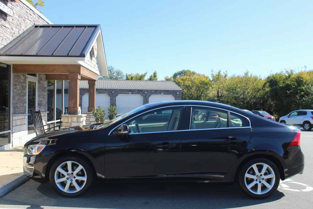 Used 2016 Volvo S60 T5 Premier w/ Convenience Package FWD image 10