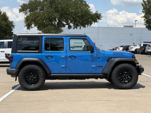 Used 2023 Jeep Wrangler Unlimited Sport AWD/4WD image 3