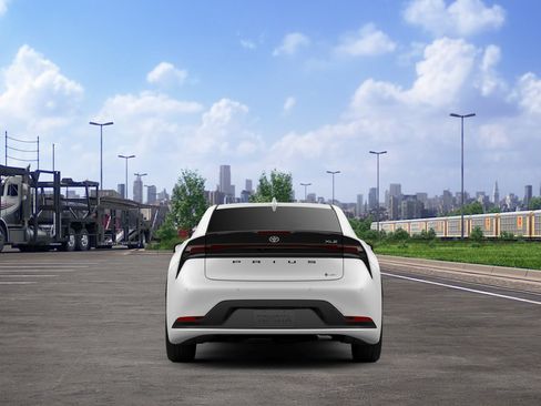 New 2026 Toyota Prius XLE FWD image 8