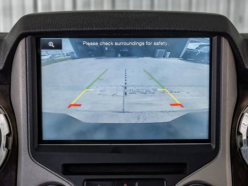 Used 2015 Ford F250 Platinum w/ FX4 Off-Road Package image 21