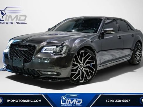 Used 2021 Chrysler 300 S RWD image 1