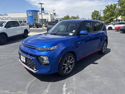 Used 2021 Kia Soul GT-Line FWD image 2