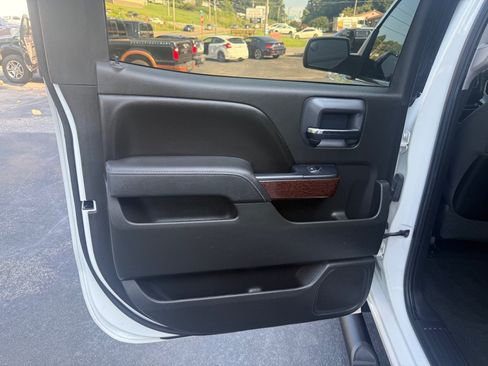 Used 2015 GMC Sierra 1500 SLE w/ Carbon-22 Edition AWD/4WD image 46