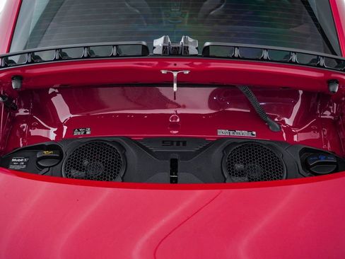 Certified 2025 Porsche 911 Carrera GTS RWD image 33