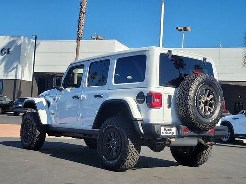 Used 2022 Jeep Wrangler Unlimited Rubicon AWD/4WD image 5