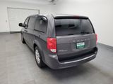 Used 2019 Dodge Grand Caravan SE image 5