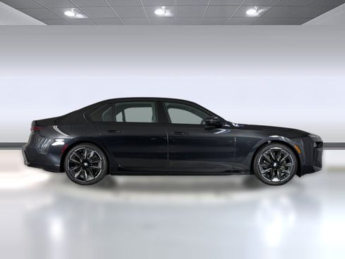 New 2026 BMW i7 eDrive50 w/ M Sport Package RWD image 8