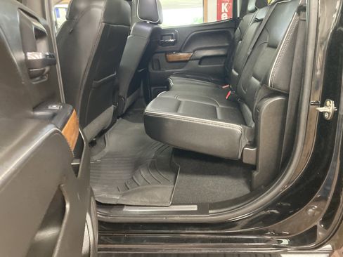 Used 2019 Chevrolet Silverado 2500 High Country w/ Duramax Plus Package AWD/4WD image 12