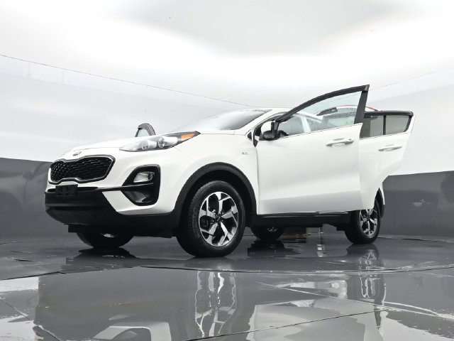 Used 2020 Kia Sportage LX AWD/4WD image 31