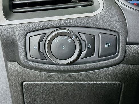 Used 2023 Ford Edge SEL image 17