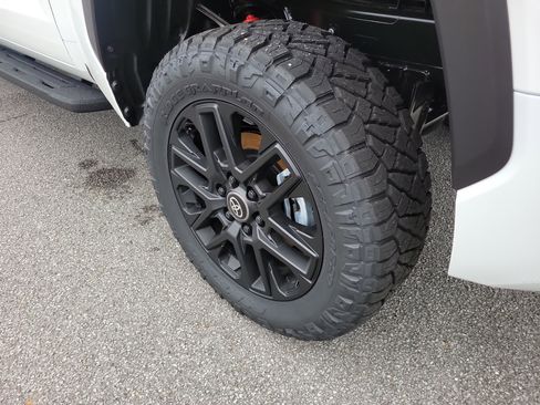 New 2026 Toyota Tundra Limited w/ TRD Performance Package (TMS) AWD/4WD image 26