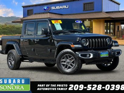 Used 2024 Jeep Gladiator Sport