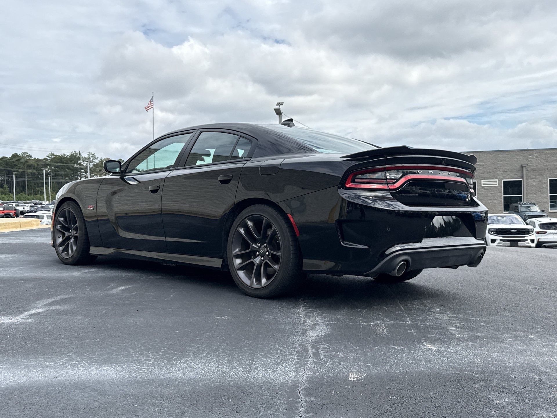 Used 2023 Dodge Charger Scat Pack w/ Plus Group RWD image 23