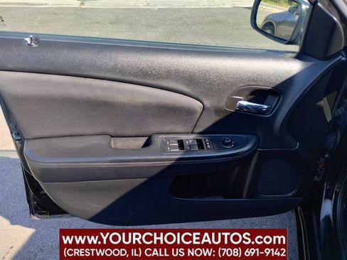 Used 2014 Chrysler 200 LX FWD image 12