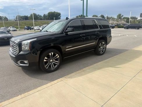 Used 2018 GMC Yukon Denali w/ Denali Ultimate Package AWD/4WD image 1