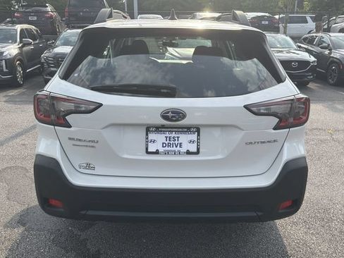 Used 2024 Subaru Outback AWD/4WD image 7