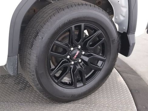 Used 2024 GMC Sierra 1500 Elevation AWD/4WD image 14