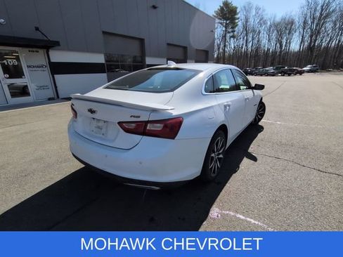 Used 2024 Chevrolet Malibu RS w/ LPO, Floor Liner Package image 4