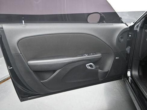 Used 2022 Dodge Challenger R/T Scat Pack RWD image 12