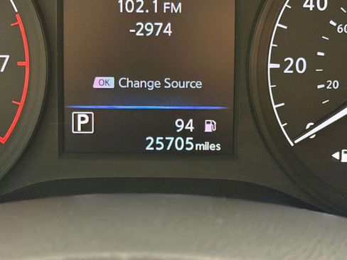 Used 2024 Nissan Altima 2.5 S image 19