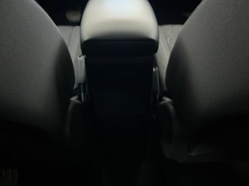 Used 2025 Nissan Kicks SV image 31