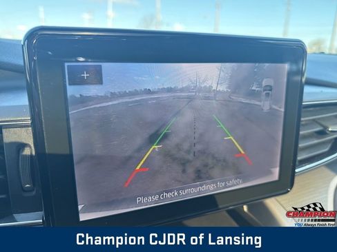 Used 2023 Ford Explorer XLT w/ Equipment Group 202A image 31