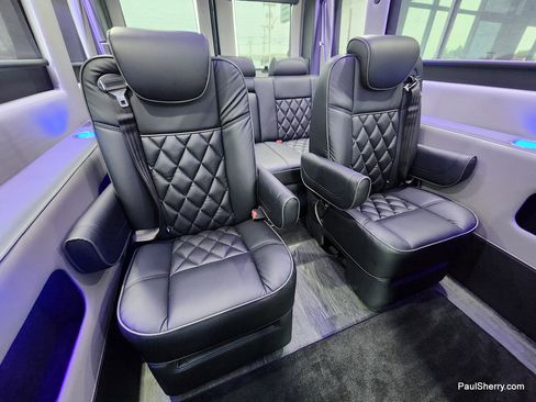 Used 2023 RAM ProMaster 2500 w/ Driver Convenience Group FWD image 35