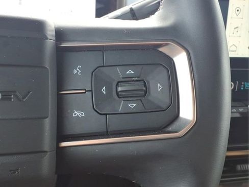 Used 2025 GMC Hummer EV 3X AWD/4WD image 13